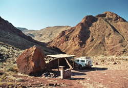 Kampeerplek bij de Brukkaros Krater