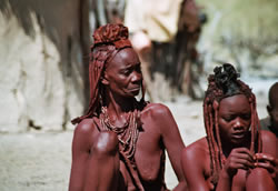 Oudere Himba vrouw